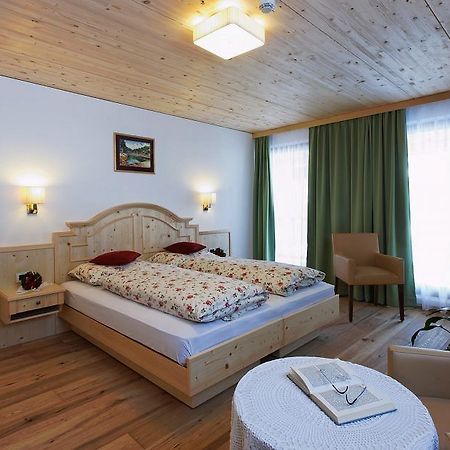 Hotel Monte Paraccia San Vigilio Di Marebbe Ngoại thất bức ảnh