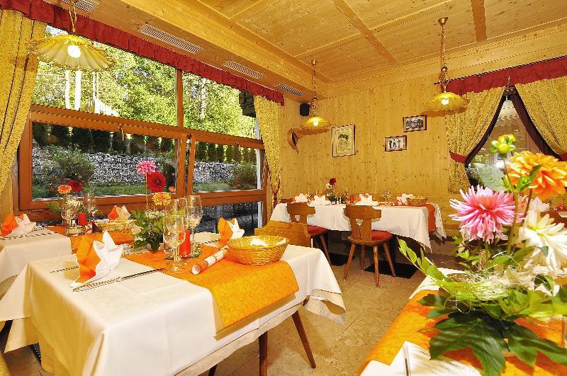 Hotel Monte Paraccia San Vigilio Di Marebbe Ngoại thất bức ảnh